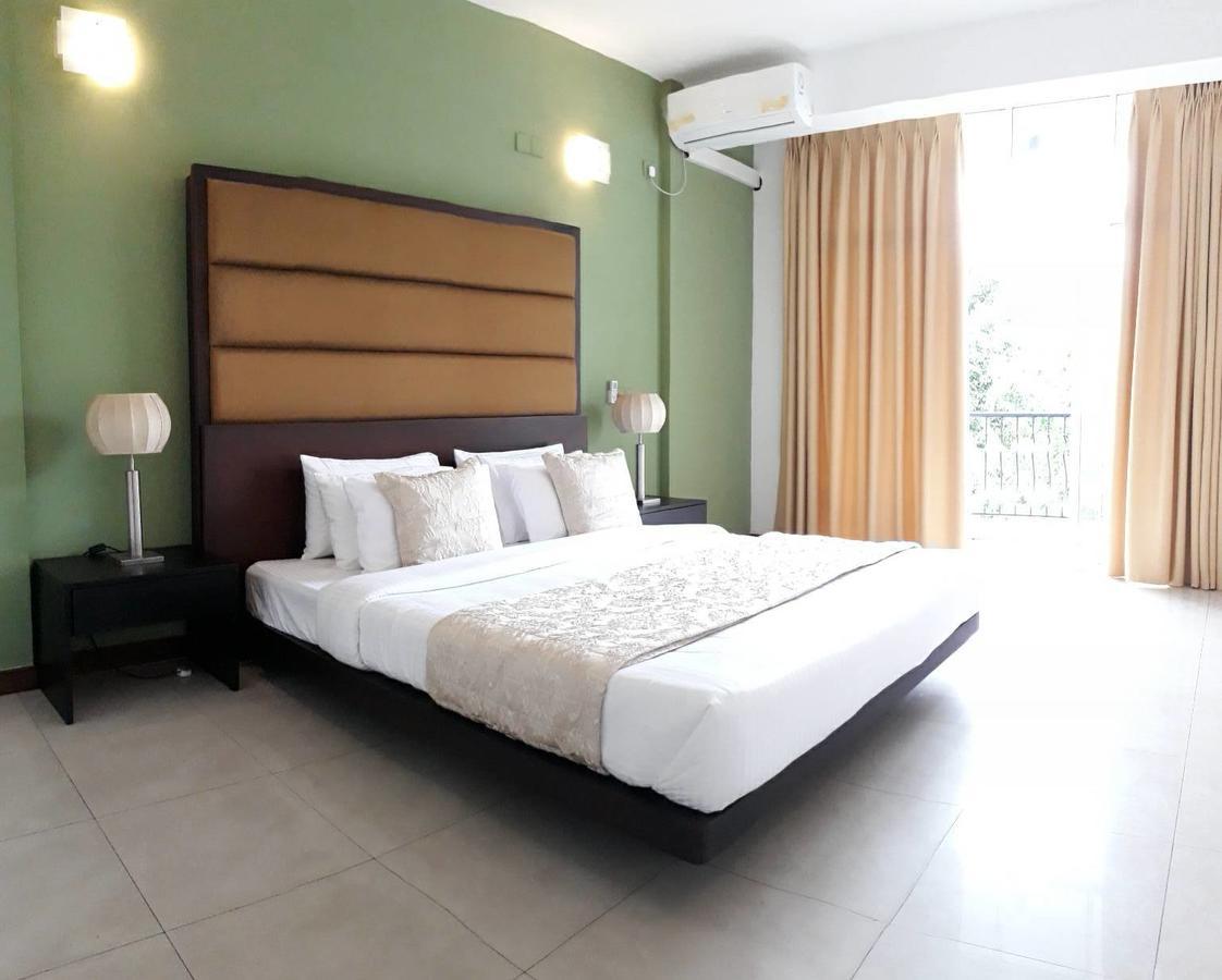Aston Luxury Apartments 콜롬보 외부 사진